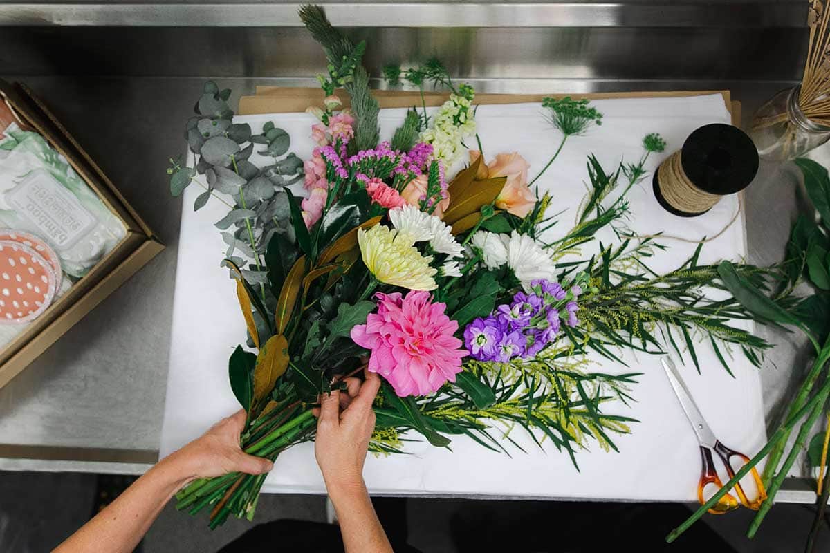 Ingin Jadi Florist Makassar, Simak 5 Apa Saja Tugasnya Berikut