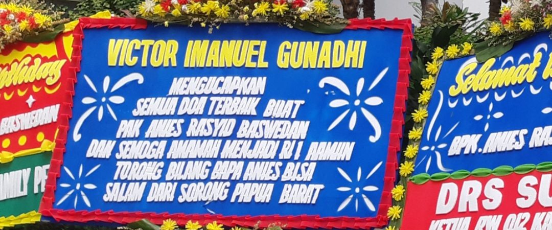 Inspirasi Unik, Papan Karangan Bunga Makassar untuk Temani Acara Wisuda